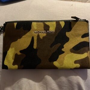 Michael Kors camo wristlet